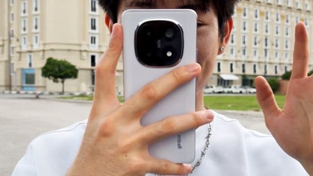 Redmi — Note 15 Pro Infinite Zoom
